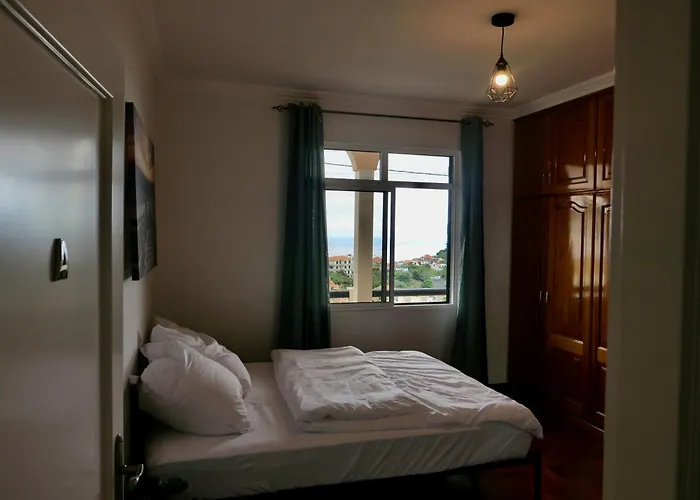 Colive Madeira - Mill House Проживание в семье *