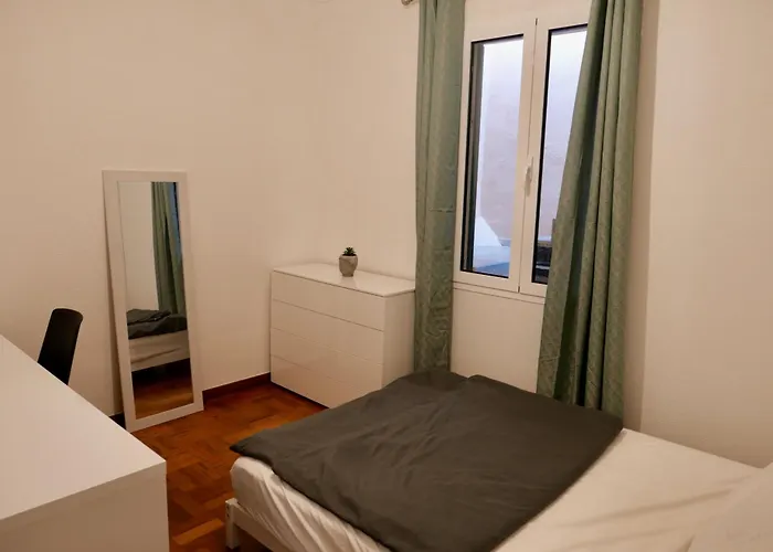 Проживание в семье Colive Madeira - Mill House Понта-ду-Сол