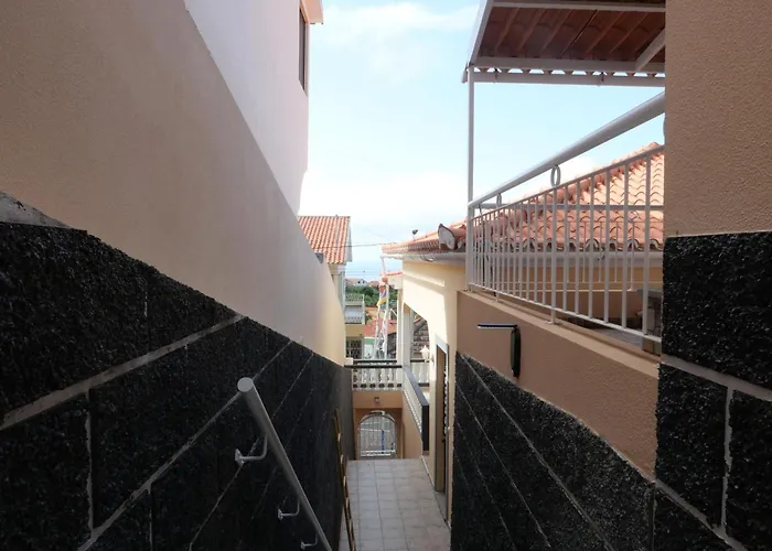 Colive Madeira - Mill House Alloggio in famiglia