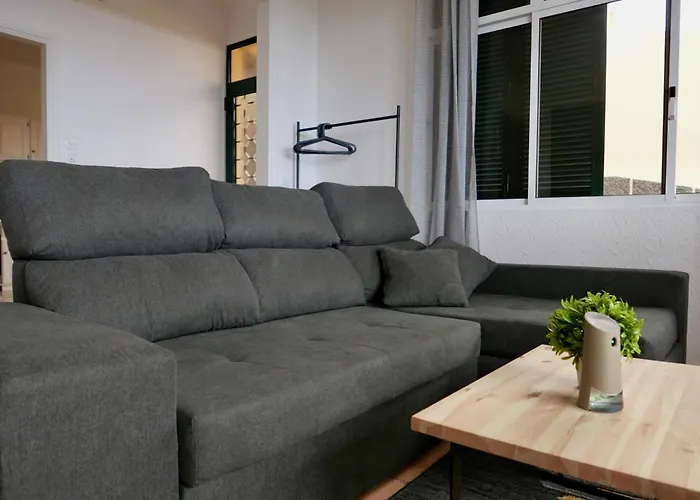 Colive Madeira - Mill House * Понта-ду-Сол